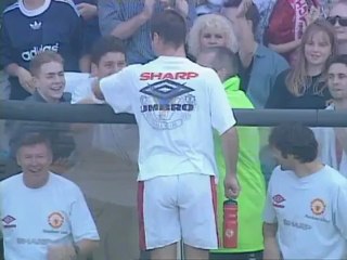 Siêu phẩm sút xa của David Beckham