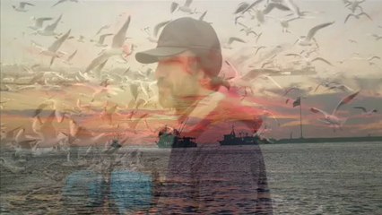 BALIKLAR UYKUDA ÖLÜR MARTILAR KARANLIKTA