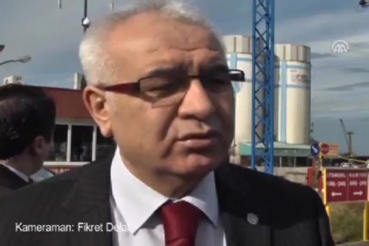 Kuru yük gemisi yan yattı