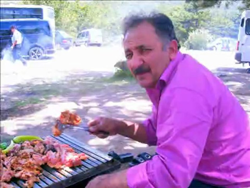 NEŞET ERTAŞ ŞİRİN KIRŞEHİR // ADEM GÖKÇE //