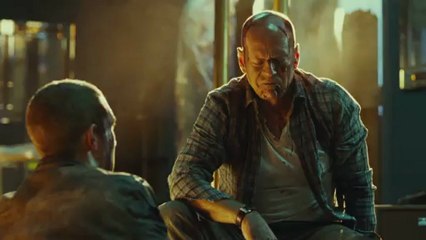 DIE HARD : BELLE JOURNEE POUR MOURIR - Bande-annonce VF