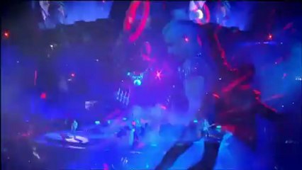 U2 Live at Rose bowl