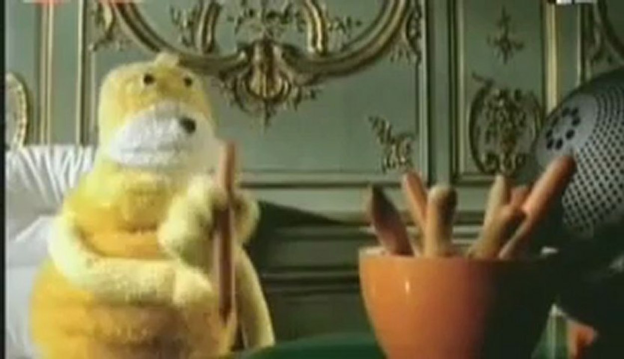 Mr Oizo (Quentin Dupieux) "Flat Beat" (1999) Vidéo Dailymotion