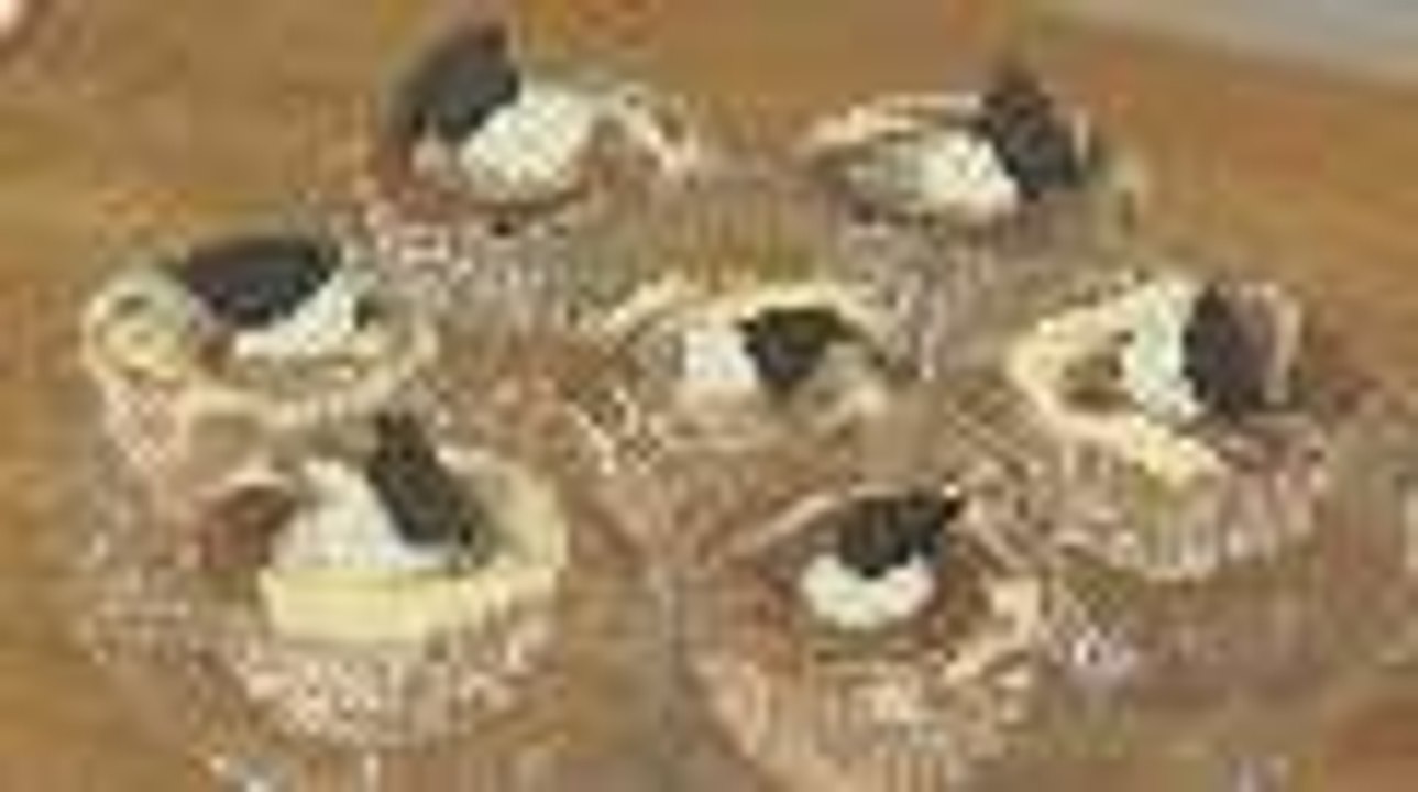 Make It Mini: Black-Bottomed Nutella Swirl Mini Cheesecakes