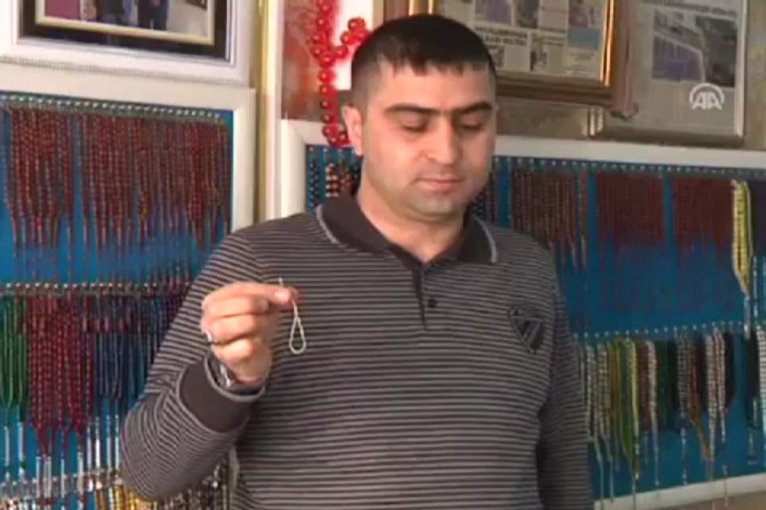 En küçük tespih için Guinness'e başvurdu