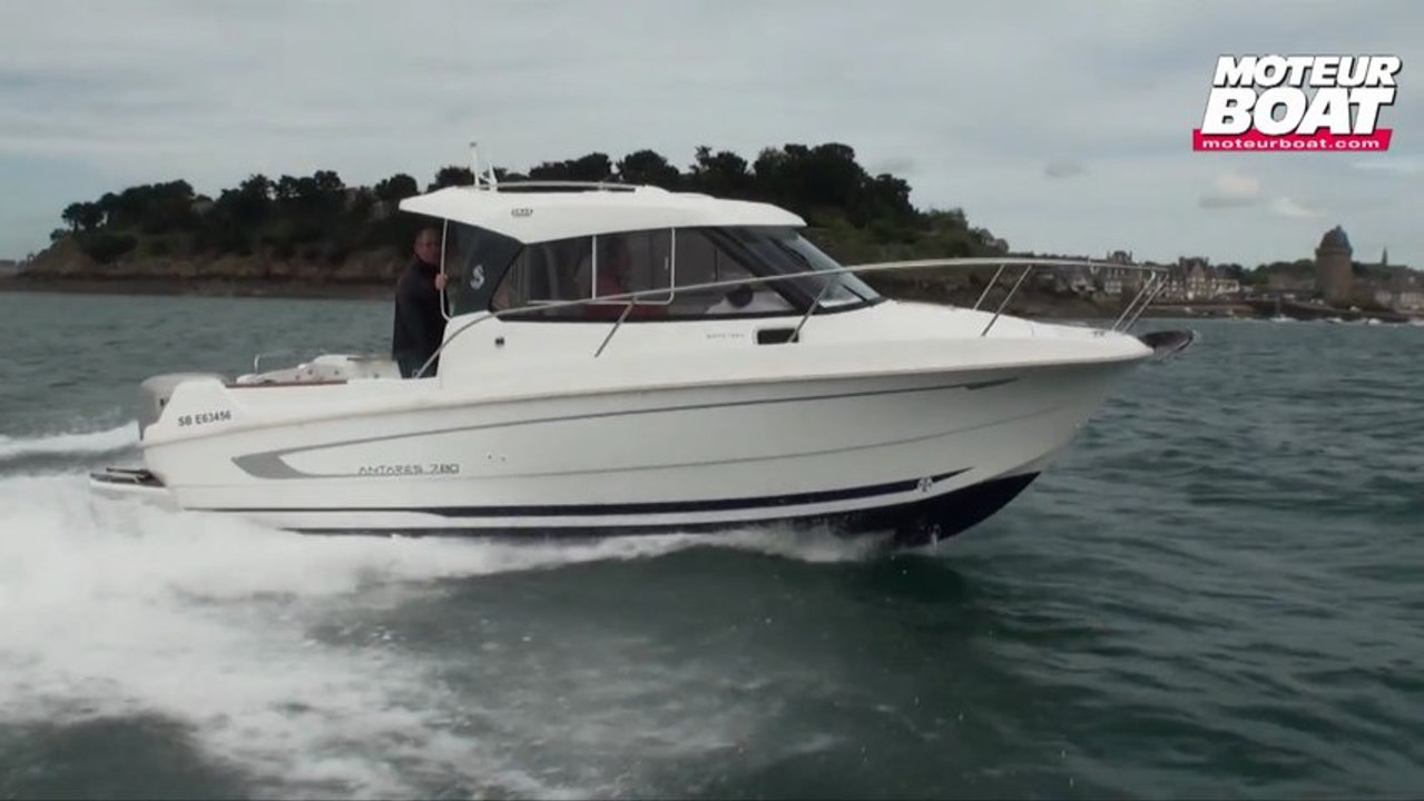 BENETEAU ANTARES 780