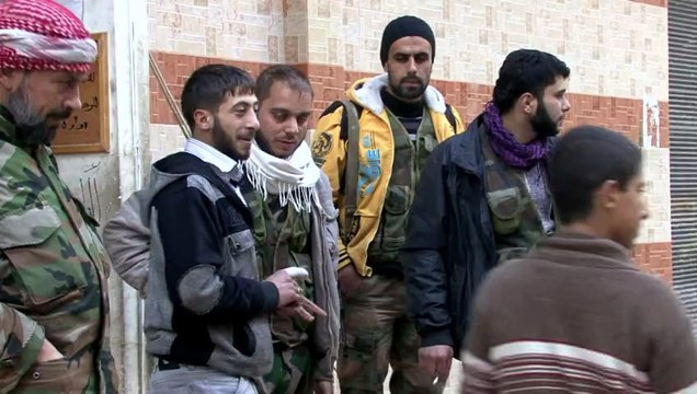 Syrian defector swaps sides with rebel help