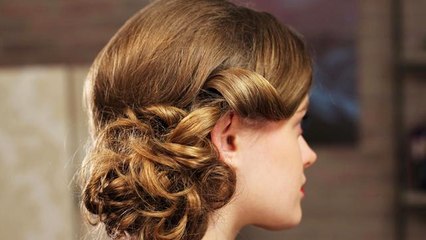 Hair With Hollie: Taylor Swift Updo