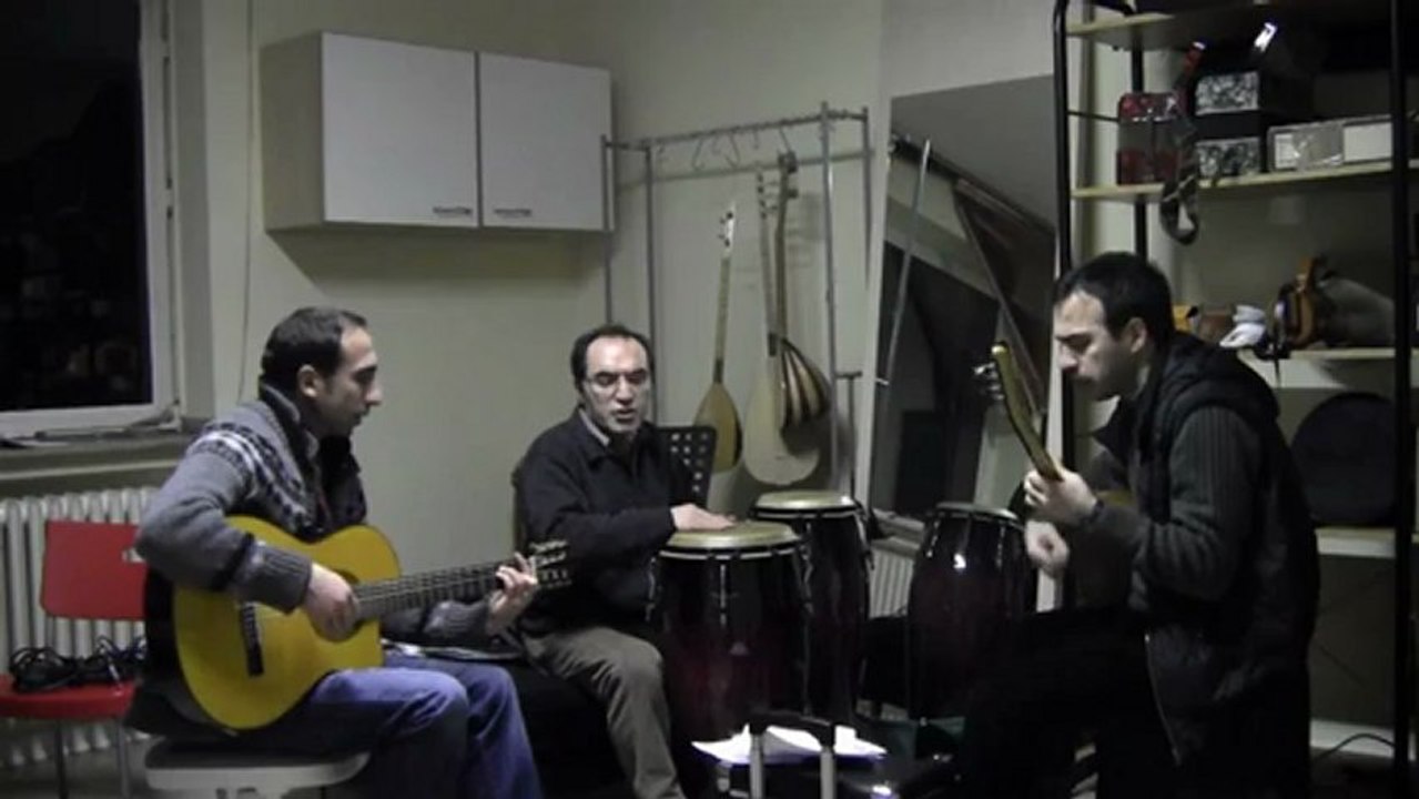 Grup Yorum'un dışarıdaki üyeleri söylüyor - Her Şey Bitti!