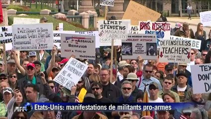 Des milliers de militants pro-armes manifestent aux Etats-Unis