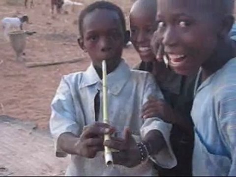 Ousmane, le petit berger joueur de flûte - Chris© Tajaé 2011