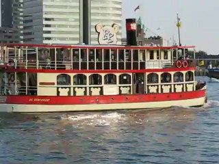 Rotterdam, Pays Bas : bateau comme en Amérique