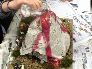 Un volcan réalisé en classe