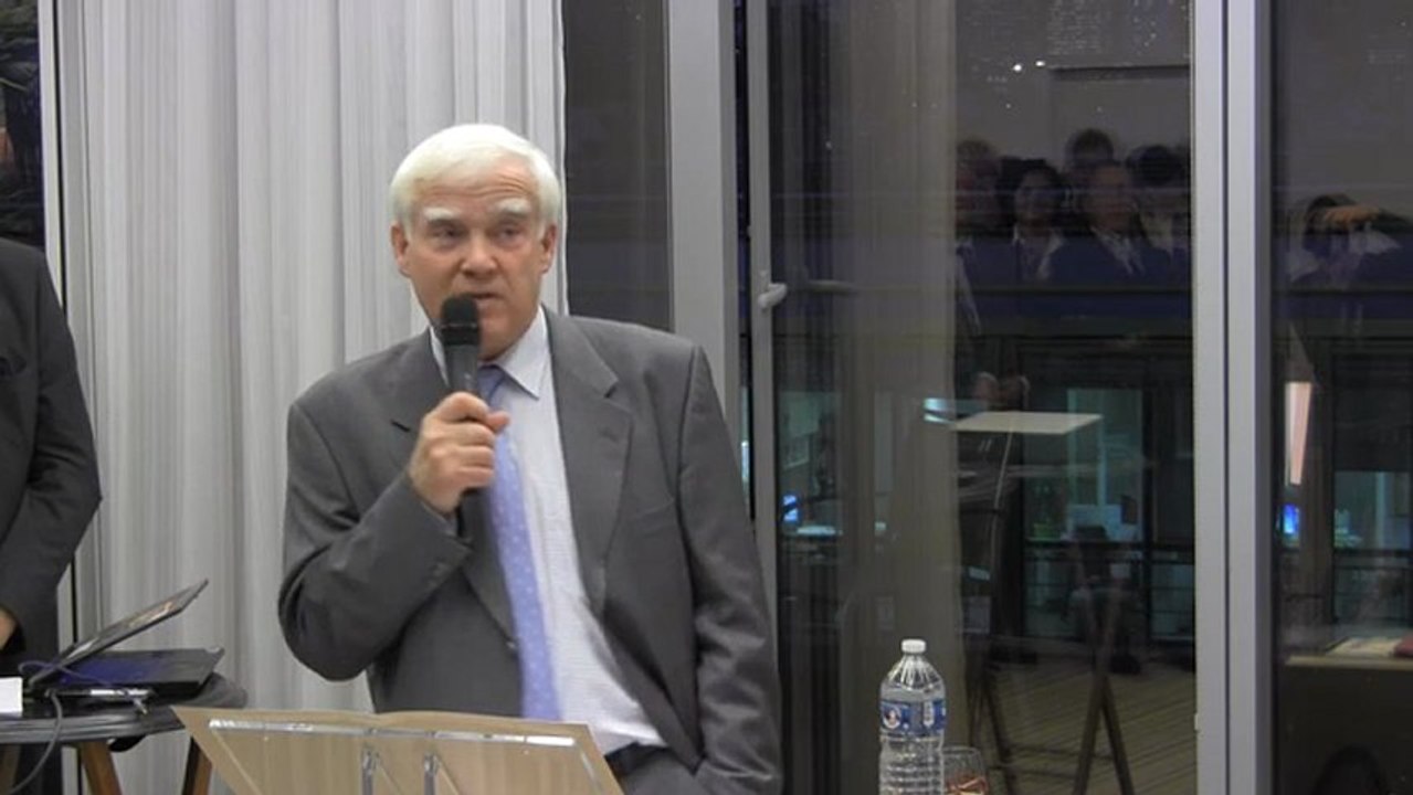 2- Hubert parle