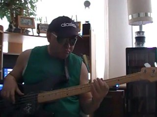 Can't stand loosing you The Police basscover Bob Roha