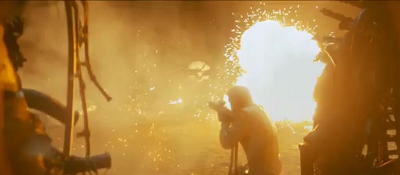 Premier Spot TV Two Weeks pour Oblivion avec Tom Cruise