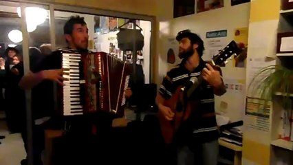 Prise de vue pendant l'apéro concert de bonne année à Radio Alto