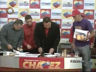 Presidente Chávez "va saliendo del postoperatorio" y entrará a "nueva fase del tratamiento", informó Maduro