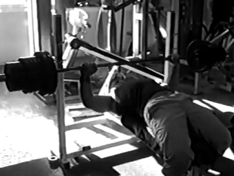 MUSCULATION 100% NATUREL - JO LATINO SOULEVE UN MAX DE KG - SANS PRODUIT DOPANT