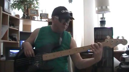 Don't stand so close to me The Police basscover Bob Roha