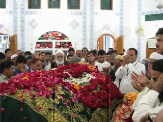 Dua on URS Qalandar Baba Aulia 27 jan 2013 Part 2