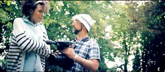 Pas très normales activités Bande annonce du film