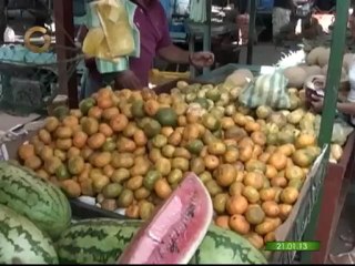 Para los habitantes de Puerto La Cruz conseguir azúcar o harina es una "difícil tarea"