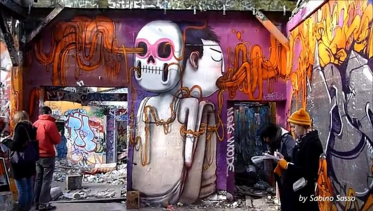 PARIS RUE DE L' ERMITAGE UN LIEU DE LIBRE EXPRESSION A JAMAIS DISPARU