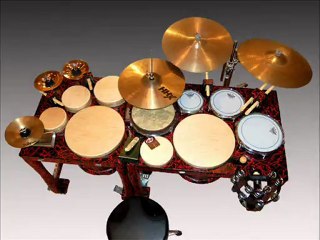 Stéphane Edouard solo percussion sur son kit Stickydrums