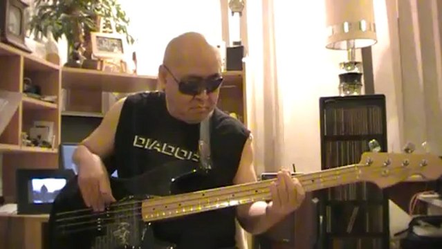 Thats the way of the world Earth Wind & Fire bass cover Bob Roha