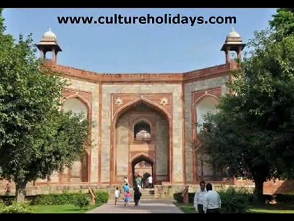 Famous Monuments Of India