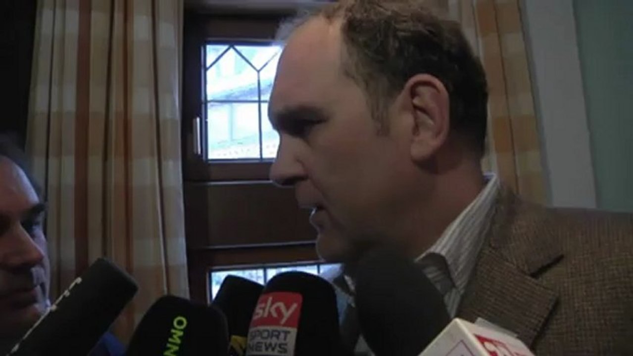 Schmadtke: 'Wir wollen wieder nach Europa'