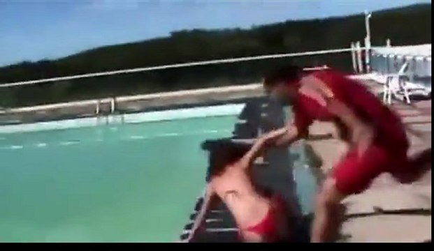 Comment ne pas jeter une fille à l'eau