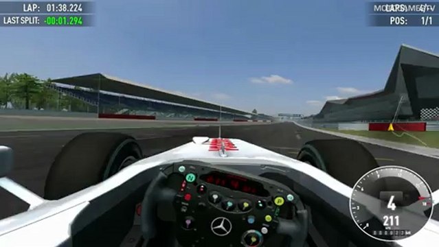 Simraceway Beta - McLaren MP4-25 at Silverstone