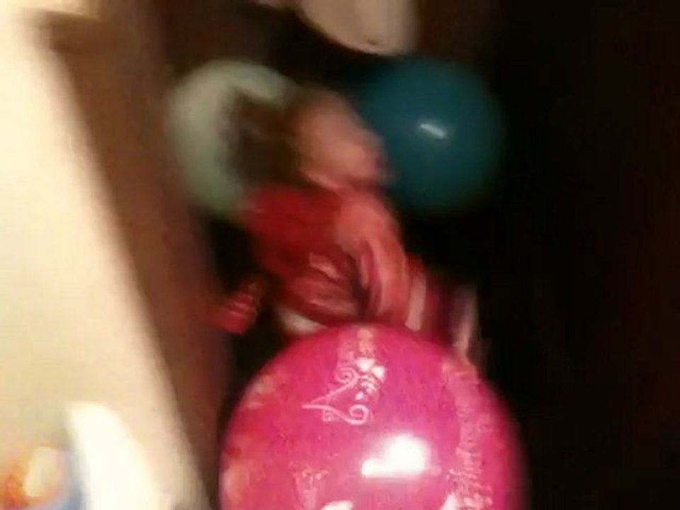 Aaliyah Juggles