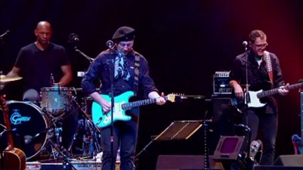 Richard Thompson - The Money Shuffle (from "Live At Celtic Connections" DVD & Blu-ray)