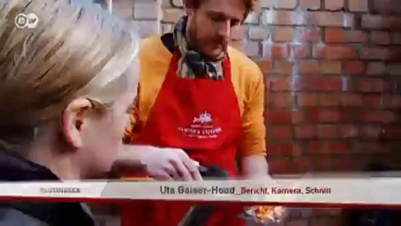 Räucherlachs auf Rührei mit Roggenbrot | Euromaxx a la carte