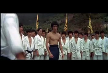 OPERACIÓN DRAGÓN (escenas de accion)