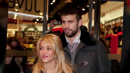 Video herunterladen: Shakira's Baby Boy Milan: Proud Dad Gerard Pique Shows Off Son's Feet