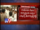 Cong MLA resigns for Samaikhyandhra