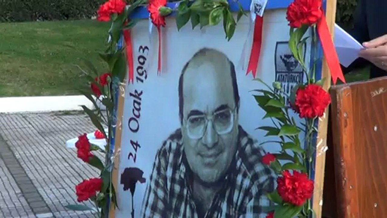 Uğur Mumcu için anma töreni