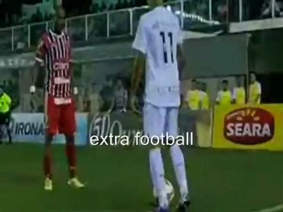 نيمار يتلاعب بالمدافعين فى الدورى البرازيلى