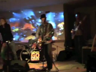 Le groupe "Pères Go Later Expérience".