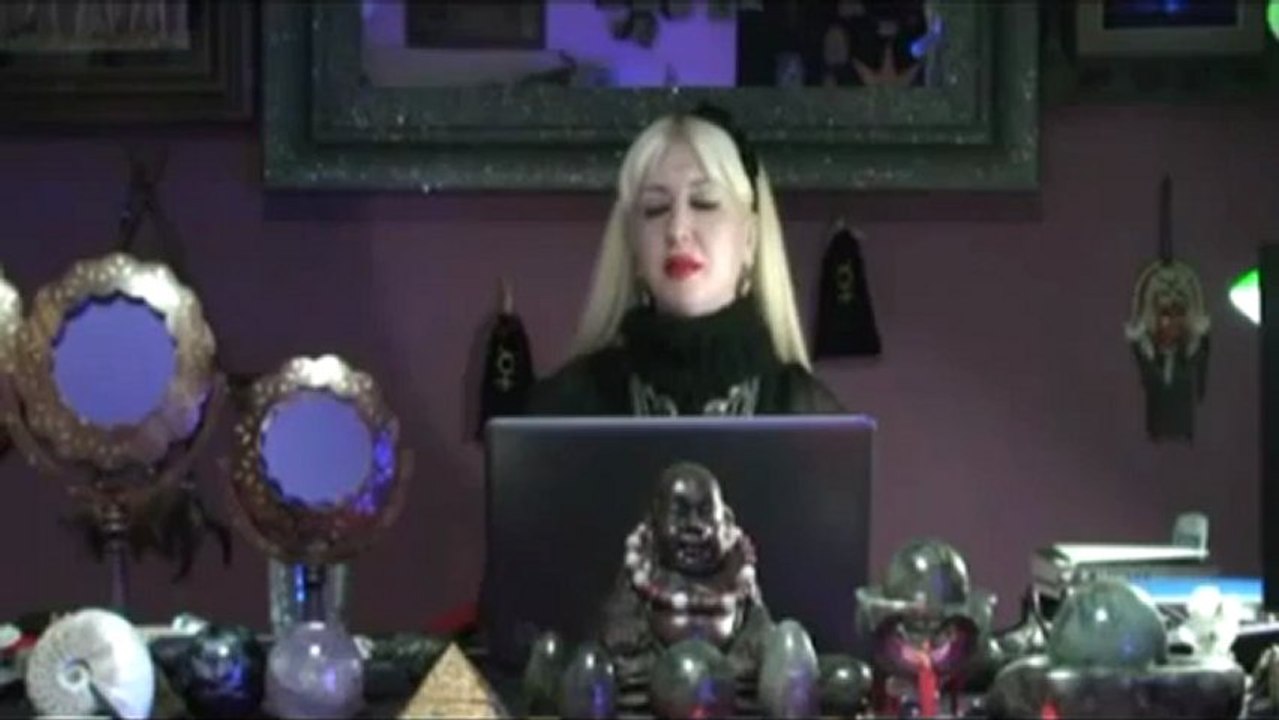 2012 yılbaşı gecesi renkleriniz ve kristalleriniz www.asyadizi.com