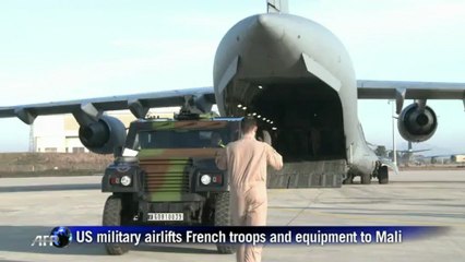 US military transports French troops and equipment