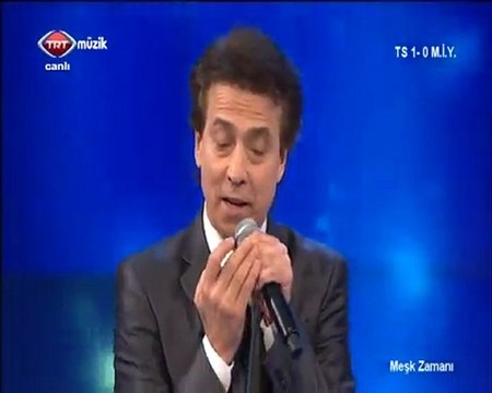 Arif ÖZGÜLÜŞ ~ Ada Sahillerinde Bekliyorum (Arabca)