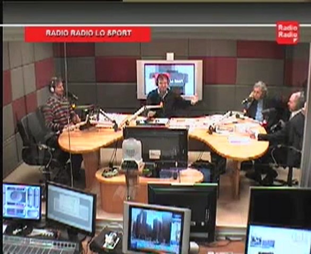 24-01-2013 Radio Radio Lo Sport - Roberto Renga e Avv. Pasqualini (AS Roma  - Le Iene) Parte 2/2 - Video Dailymotion