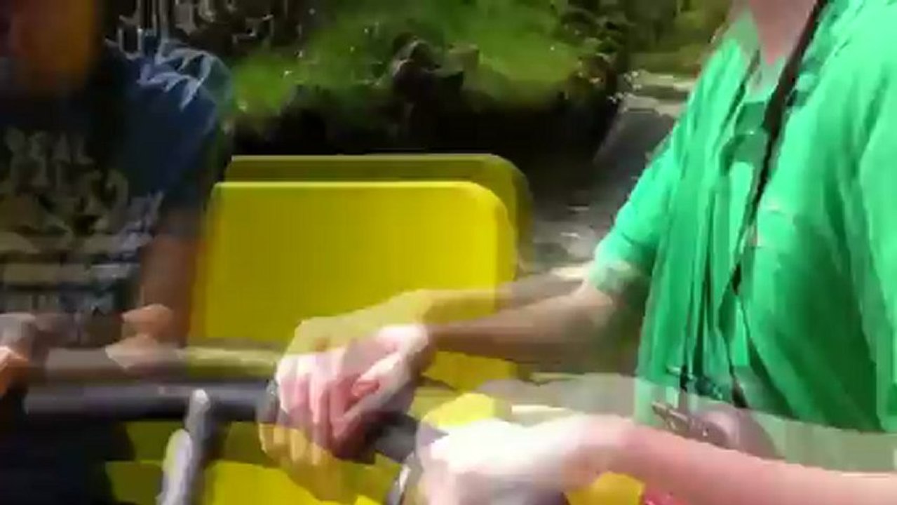 Alton Towers - Riding the River Rapids!