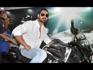 John Abraham Inaugurates 2013 Mumbai International Motor Show