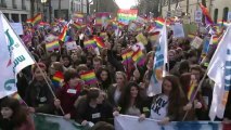 Manifestações pelo casamento gay em Paris